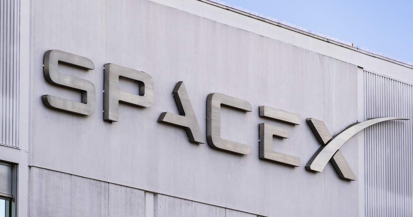 Elon Musk, Jeff Bezos, and the Silent Space Monopoly