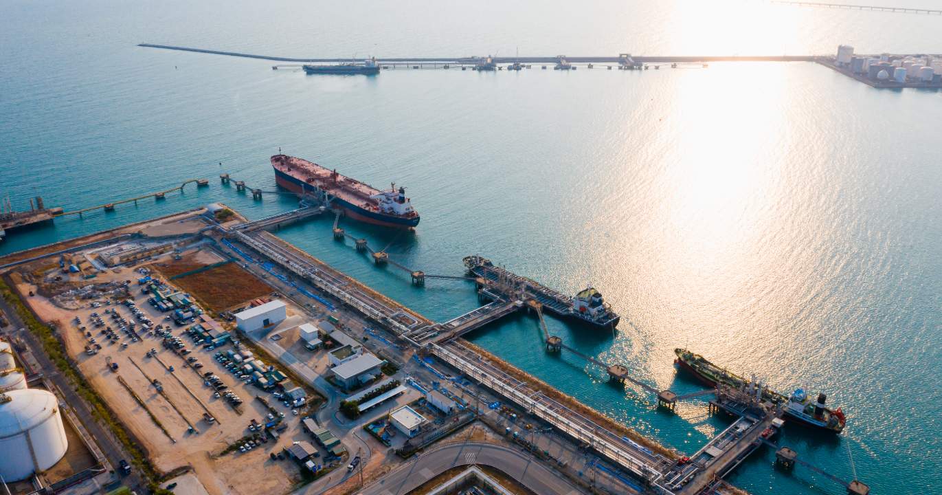 ANALYSIS: Three Oil Tankers Defy the Strait of Hormuz Blockade — and Expose the Glaring Flaw in Trump's Strategy