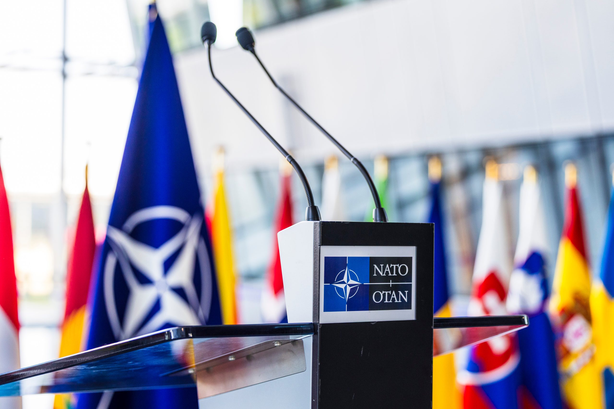 What China and Russia Make of This European Mobilization